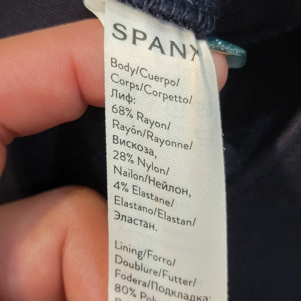 Spanx The Perfect Ankle Pant Skinny Leg Back Seam size S Ponte Knit Navy